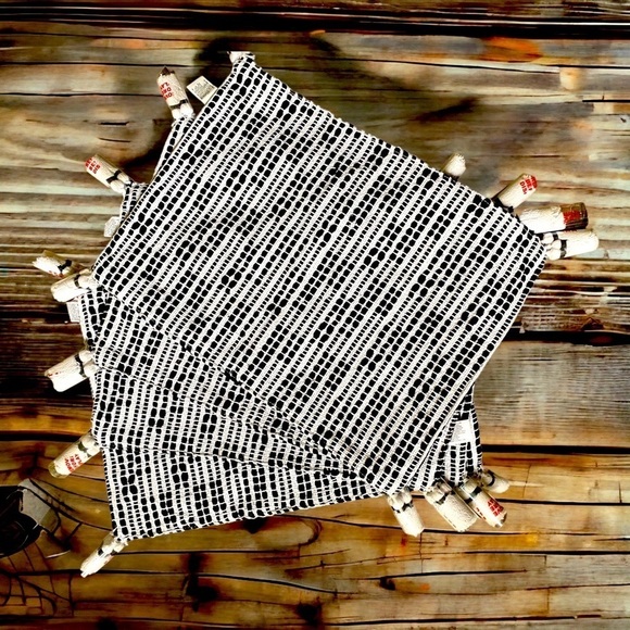 4 Piece Placemat Set - Picture 2 of 5